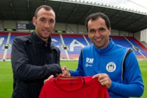 Ivan Ramis con su entrenador Roberto Martinez