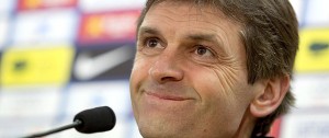 201212198tito-dentro