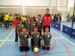 558820_10151351335860159_1342002297_n1