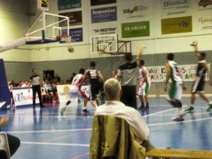 379916_10200712294843764_1117150506_n