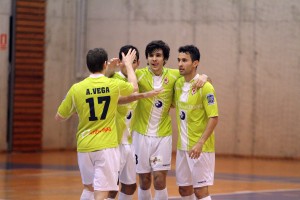 Celebración del gol de Pablo Salado para el Hospital de Llevant 2