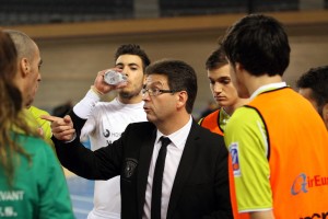 Tomás de Dios en el partido ante Ríos Renovables