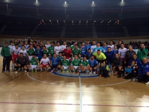 Foto de grupo de los tres equipos del triangular en el Palma Arena 2
