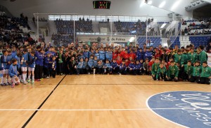 Todos los niños que han participado en la Air Europa Cup 2