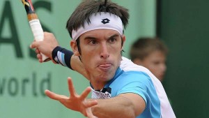 leo-mayer-roland-garros-2011