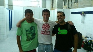 De izquierda a derecha: David López, Jhony y Joan Serapio. Los tres refuerzos se suben al barco interistga con ilusión y ganas.