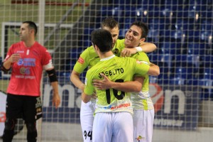 Celebración del gol de Taffy para el Palma Futsal