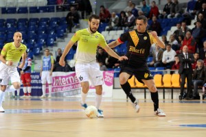 Chicho en una acción del partido