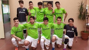 11014808_10205490067404372_6947148076234401628_n