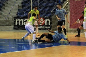 Sergio en una acción ofensiva de los mallorquines