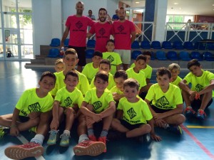 Foto de un grupo del campus de Son Ferrer con Vadillo y Manu