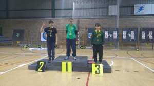 PODIUM INFANTIL MASC.