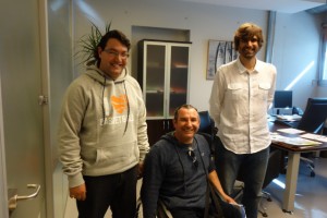 Gonyalons-con-los-representantes-de-Disca-Esports