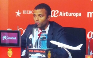 f37ab905d07d82cd2e6b057d0a4fbf62_L