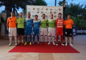 fotos-de-las-nuevas-equipaciones-2