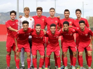 Samuel tercero por la derecha de pies (FutbolBalear)