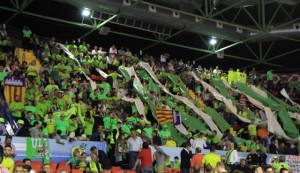 La afición del Palma Futsal en la final de la Copa del Rey de Sevilla el año pasado (1)