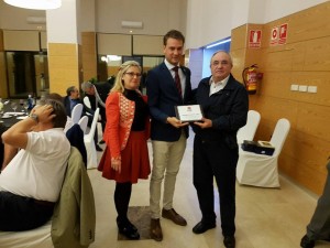 18056802_10211212252175415_700487926283667834_n