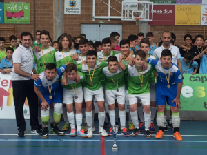 El-Palma-Futsal-se-proclama-campeón-de-la-Air-Europa-Cup-infantil-1024x768