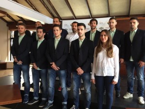 La plantilla del Palma Futsal posa con la ropa de paseo de RockBeach (3)