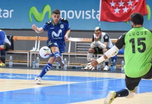 David Pazos con la camiseta del Movistar Inter (1)