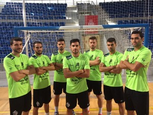 Varios jugadores del Palma Futsal posan en Son Moix 3