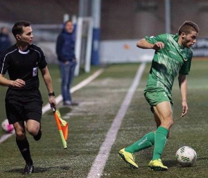 juan-antonio-lobon-santiago-varon-asistente-arbitro-segunda-division-cta