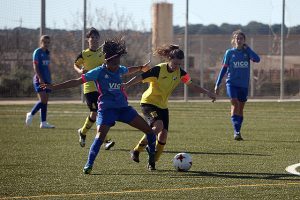 Futbol-LFA-Sporting-de-Mahón-Son-Sardina-Recreatiu_FIOL4940-300x200