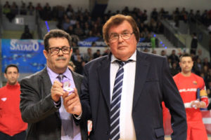 00100_0001006804_1_D11AF7BE_E21B_4DD5_87E7_CA6CE881A6C6