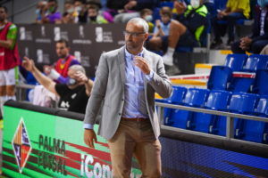 Antonio-Vadillo-durante-un-partido-de-esta-temporada-3