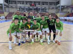 El-Palma-Futsal-posa-con-el-trofeo-de-campeón