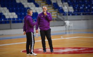 thumbnail_Antonio Vadillo y Juan Pedro Ortega en el último entrenamiento del equipo en Son Moix