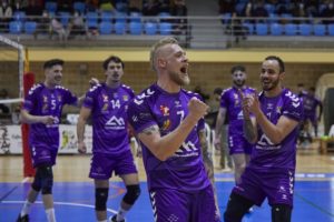 CVM_MEL_PLAYOFF_SVM_21_22_0540