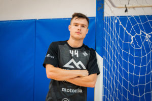 Machado-posa-en-Son-Ferrer-e1759660365983