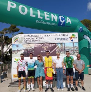 Podio-Masters-30-40-e1760621022381-1013x1024