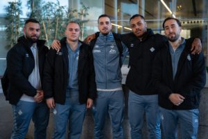 thumbnail_Dennis, Fabinho, Piqueras, Alisson y Rivillos posan en el Aeropuerto de Málaga