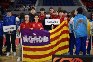 thumbnail_Jugadors de totes les seleccions a l'entrega de premis