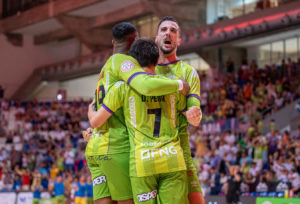 El Illes Balears Palma Futsal celebra un gol en Son Moix